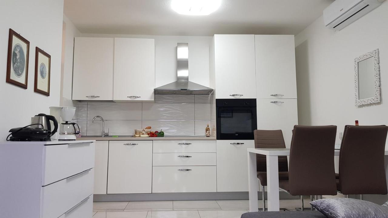 Apartman Ivan Senj  Bagian luar foto